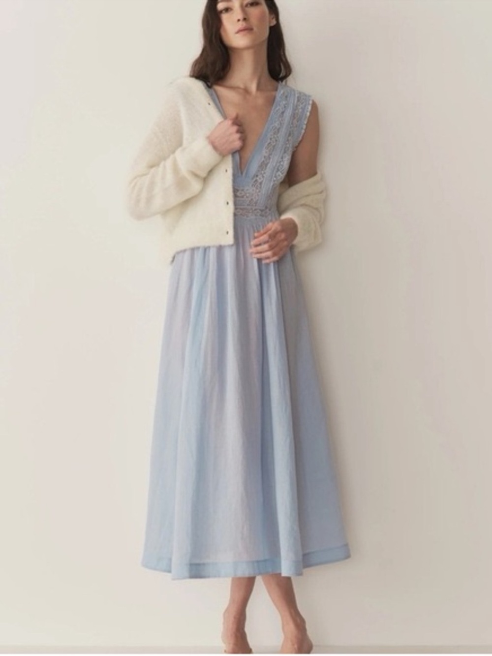 Doen Victoria Dress in Ice Blue - Picture 2 of 8